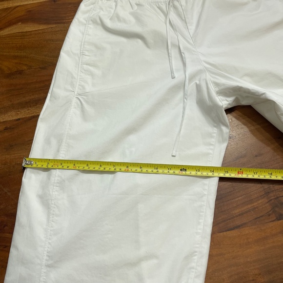 NWT Abercrombie & Fitch Poplin Barrel Pull-On Pant - White - Size L Short - Picture 9 of 13